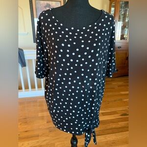 Chico's Black and White Polka Dot Short Sleeve Top
